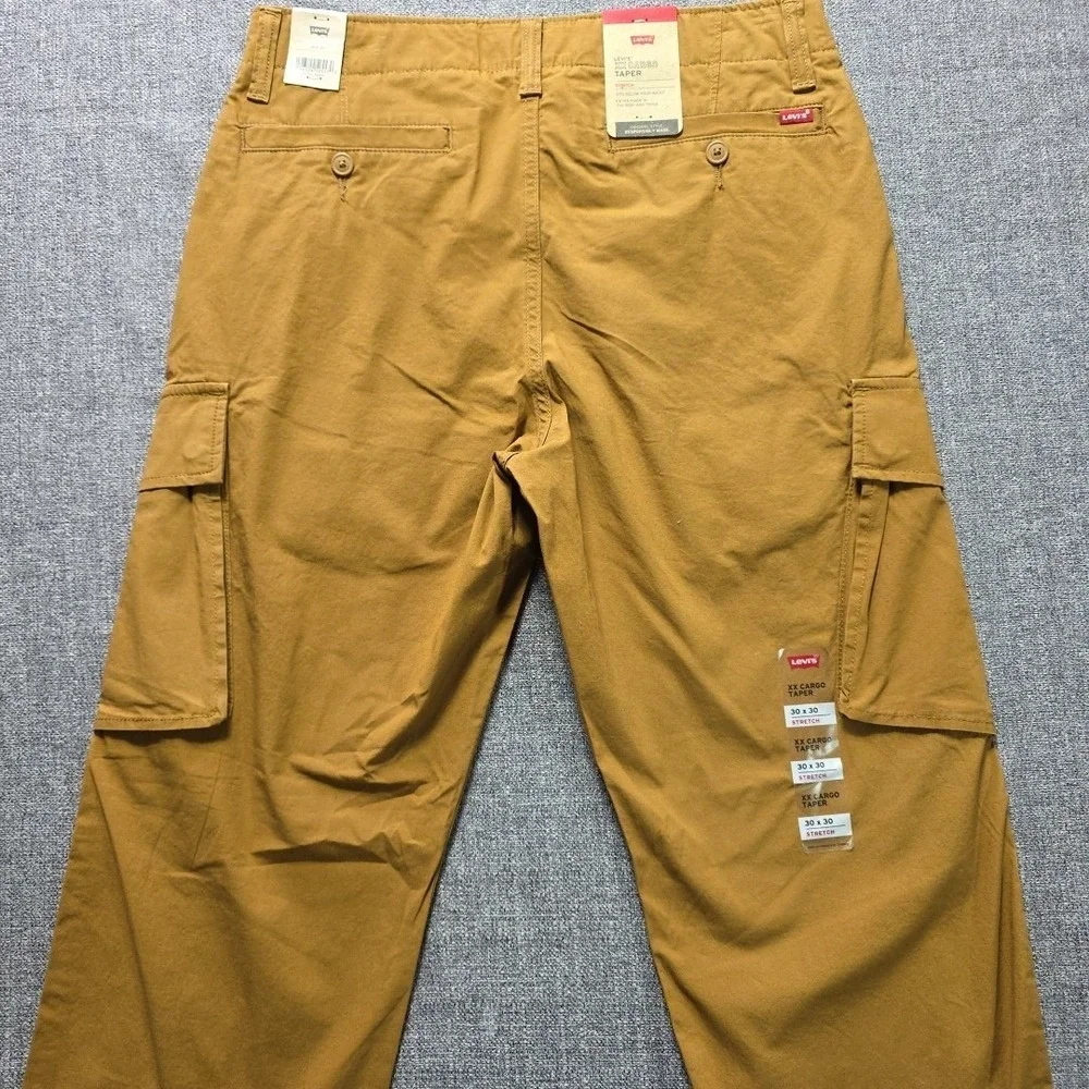 Levis